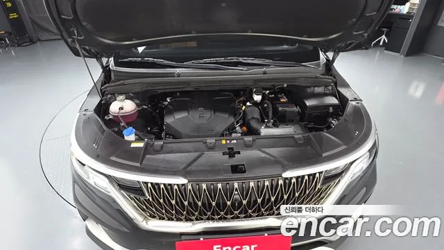 Kia Carnival 2023 thumb 6