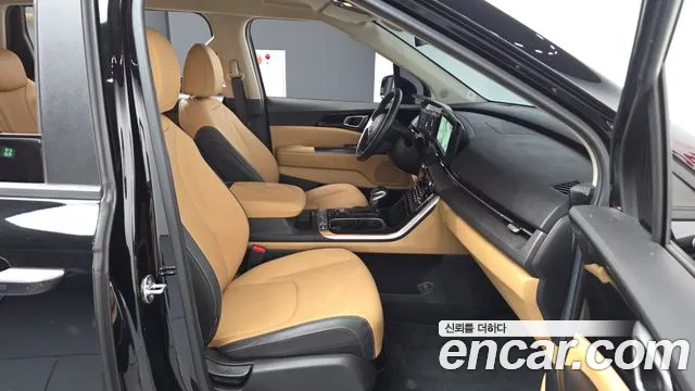 Kia Carnival 2023 thumb 11
