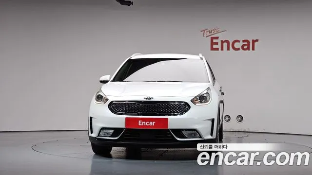 Kia Niro 2017 thumb 3
