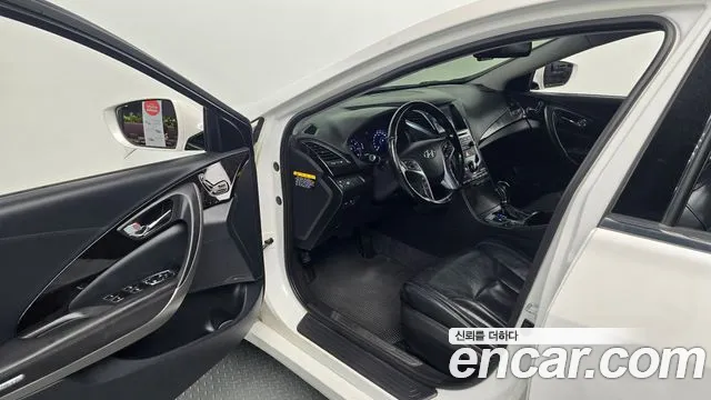 Hyundai Grandeur 2014 thumb 10