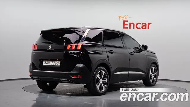 Peugeot 5008 2019 thumb 2
