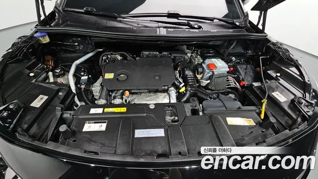 Peugeot 5008 2019 thumb 6