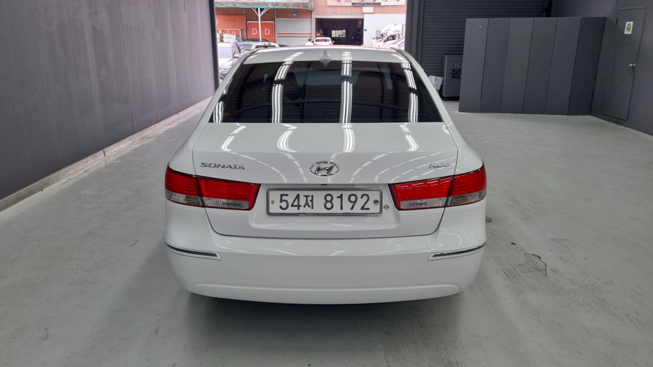 Hyundai Sonata 2009 thumb 4