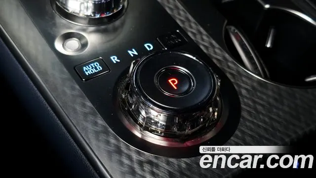 Genesis GV70 2024 thumb 9