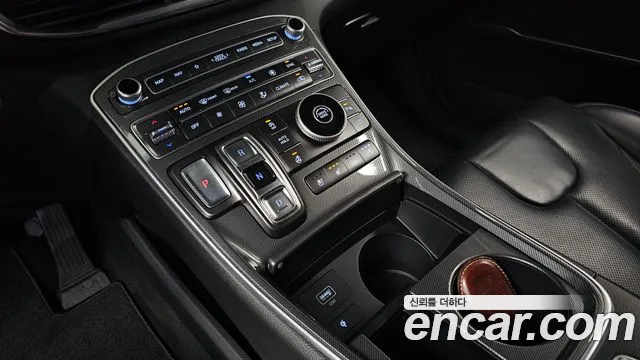 Hyundai Santa Fe 2020 thumb 9