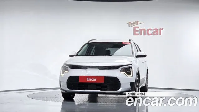 Kia Niro 2022 thumb 2