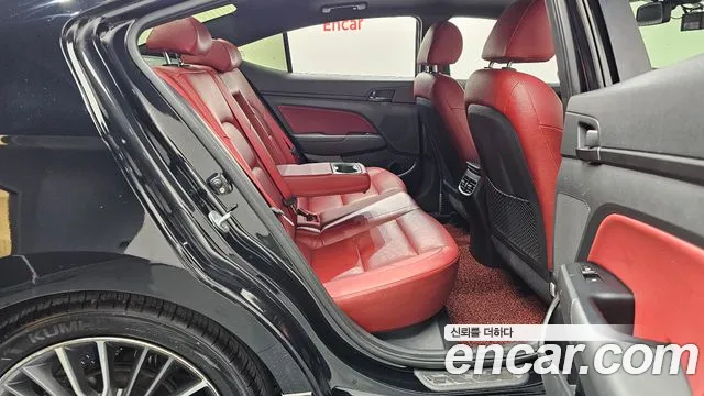 Hyundai Avante 2016 thumb 11