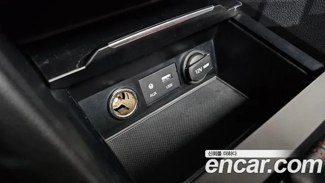 Hyundai Avante 2016 thumb 12