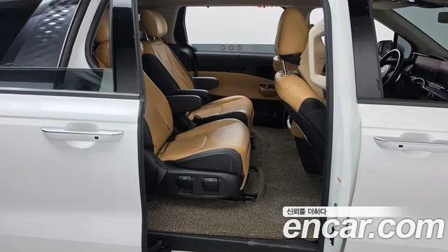 Kia Carnival 2020 thumb 12
