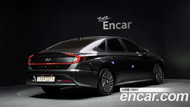 Hyundai Sonata 2021 thumb 2