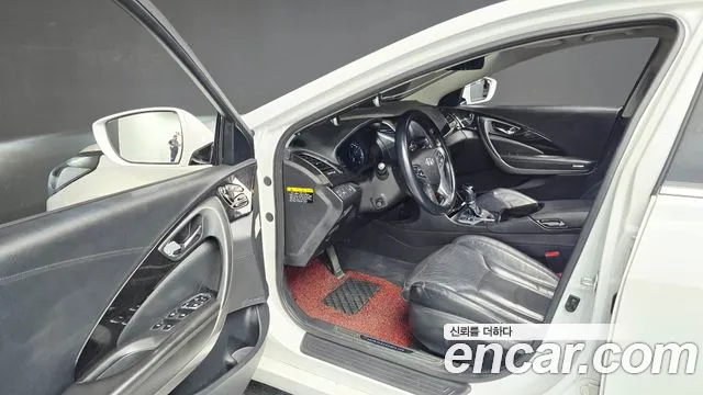 Hyundai Grandeur 2015 thumb 10