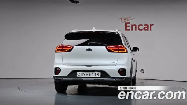 Kia Niro 2021 thumb 4