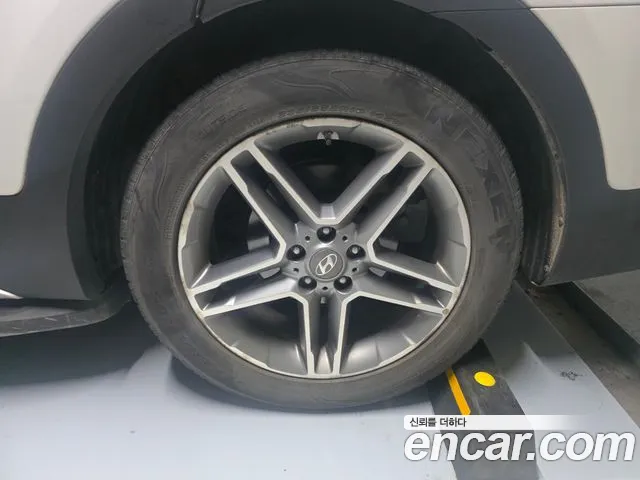 Hyundai Maxcruz 2015 thumb 5