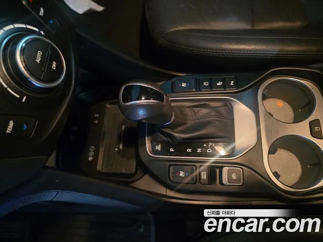 Hyundai Maxcruz 2015 thumb 6
