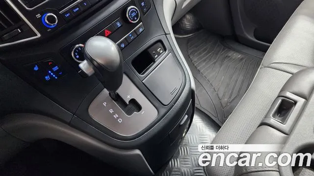 Hyundai Starex 2020 thumb 9