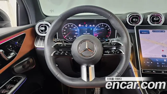 Mercedes-Benz GLC 2025 thumb 12