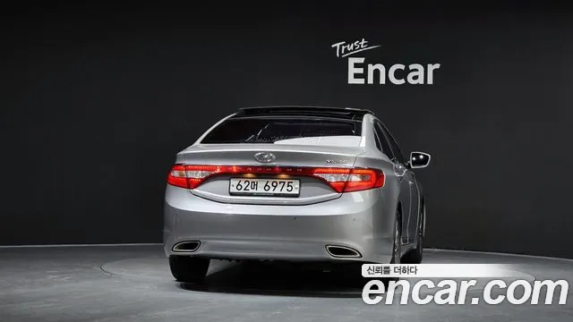 Hyundai Grandeur 2013 thumb 4