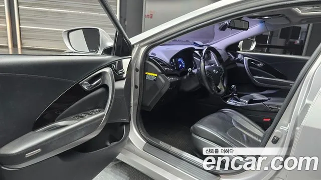 Hyundai Grandeur 2013 thumb 10