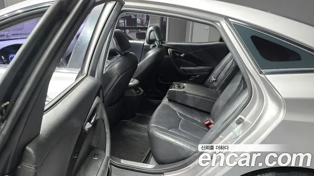 Hyundai Grandeur 2013 thumb 12