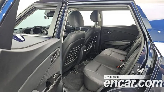 KG_Mobility_Ssangyong TIBOLI 2023 thumb 12