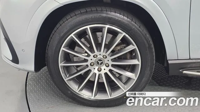 Mercedes-Benz GLE 2023 thumb 5