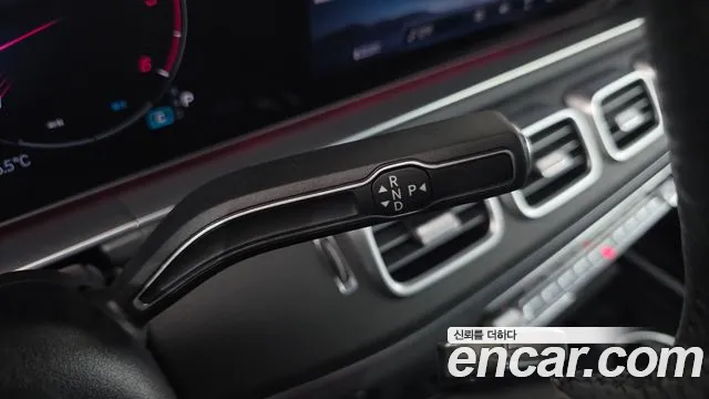 Mercedes-Benz GLE 2023 thumb 9