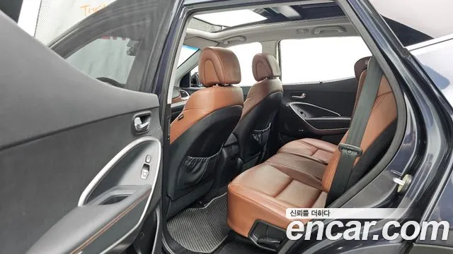 Hyundai Santa Fe 2013 thumb 11