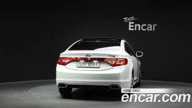 Hyundai Grandeur 2014 thumb 4