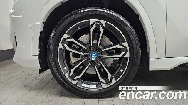 BMW X1 2023 thumb 4