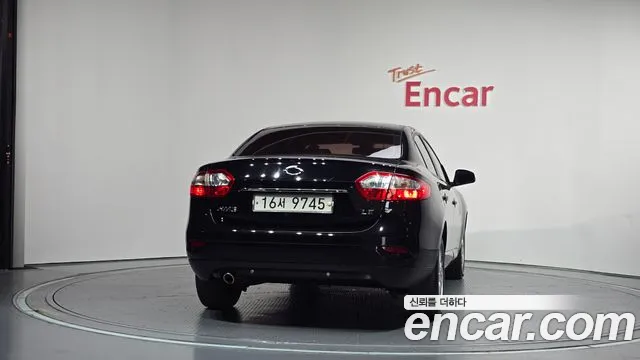 Renault-KoreaSamsung Fluence 2009 thumb 4