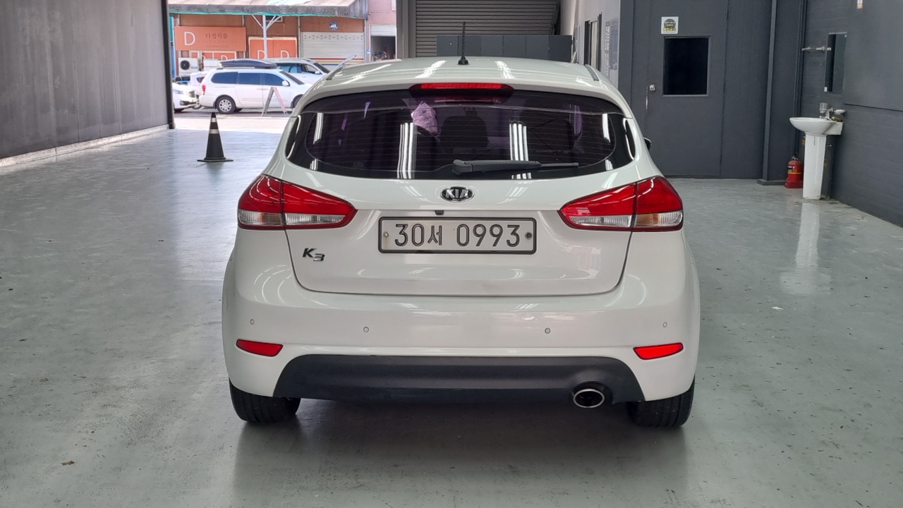 Kia K3 2015 thumb 4