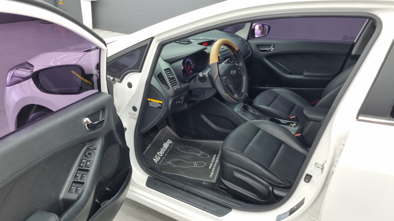 Kia K3 2015 thumb 8