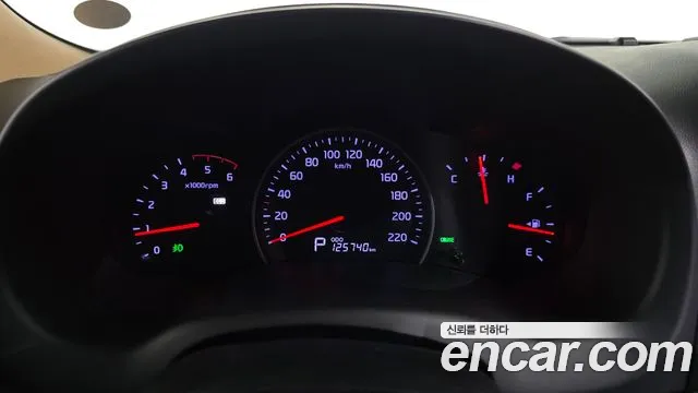 Kia Carnival 2013 thumb 8