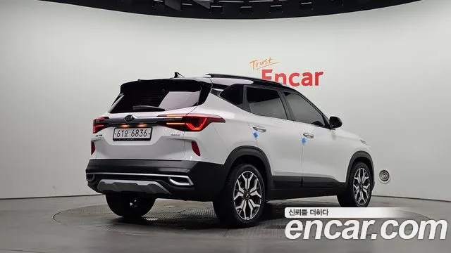 Kia Seltos 2019 thumb 2