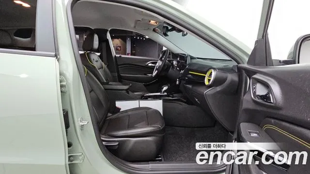 ChevroletGMDaewoo Tracker 2025 thumb 11