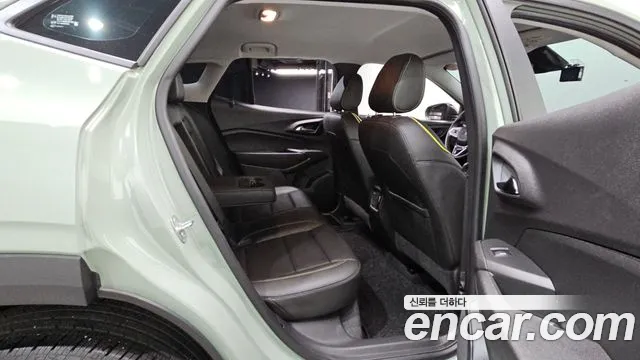 ChevroletGMDaewoo Tracker 2025 thumb 12