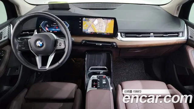 BMW 2-Series 2023 thumb 7