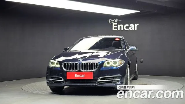 BMW 5-Series 2015 thumb 3