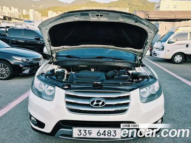 Hyundai Santa Fe 2012 thumb 2