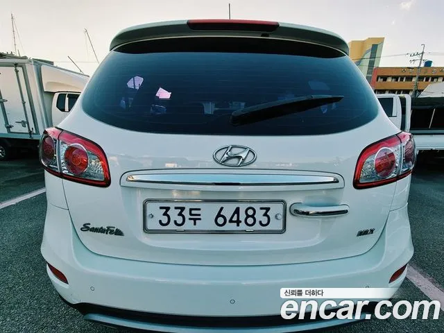 Hyundai Santa Fe 2012 thumb 5