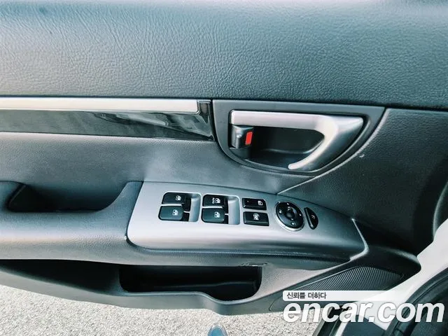 Hyundai Santa Fe 2012 thumb 7