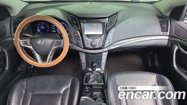 Hyundai i40 2012 thumb 7