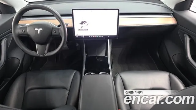Tesla Model 3 2020 thumb 7