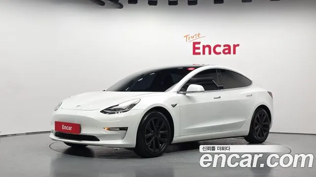 Tesla Model 3 2020 thumb 11