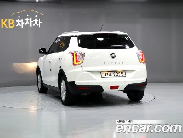 KG_Mobility_Ssangyong TIBOLI 2017 thumb 4