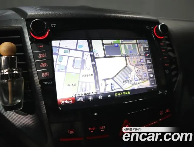 KG_Mobility_Ssangyong TIBOLI 2017 thumb 6