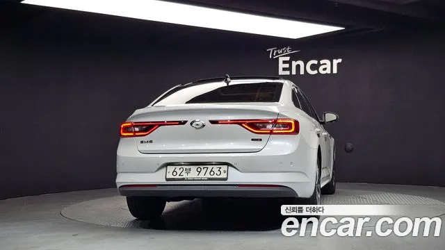 Renault-KoreaSamsung Megane 2016 thumb 4
