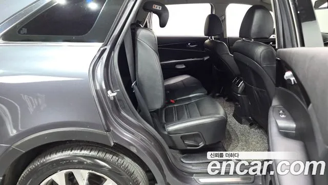 Kia Sorento 2019 thumb 11