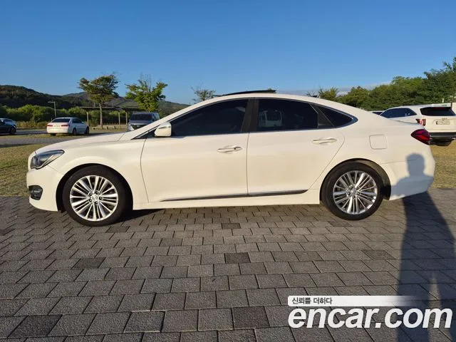 Hyundai Aslan 2015 thumb 5