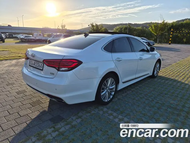 Hyundai Aslan 2015 thumb 9